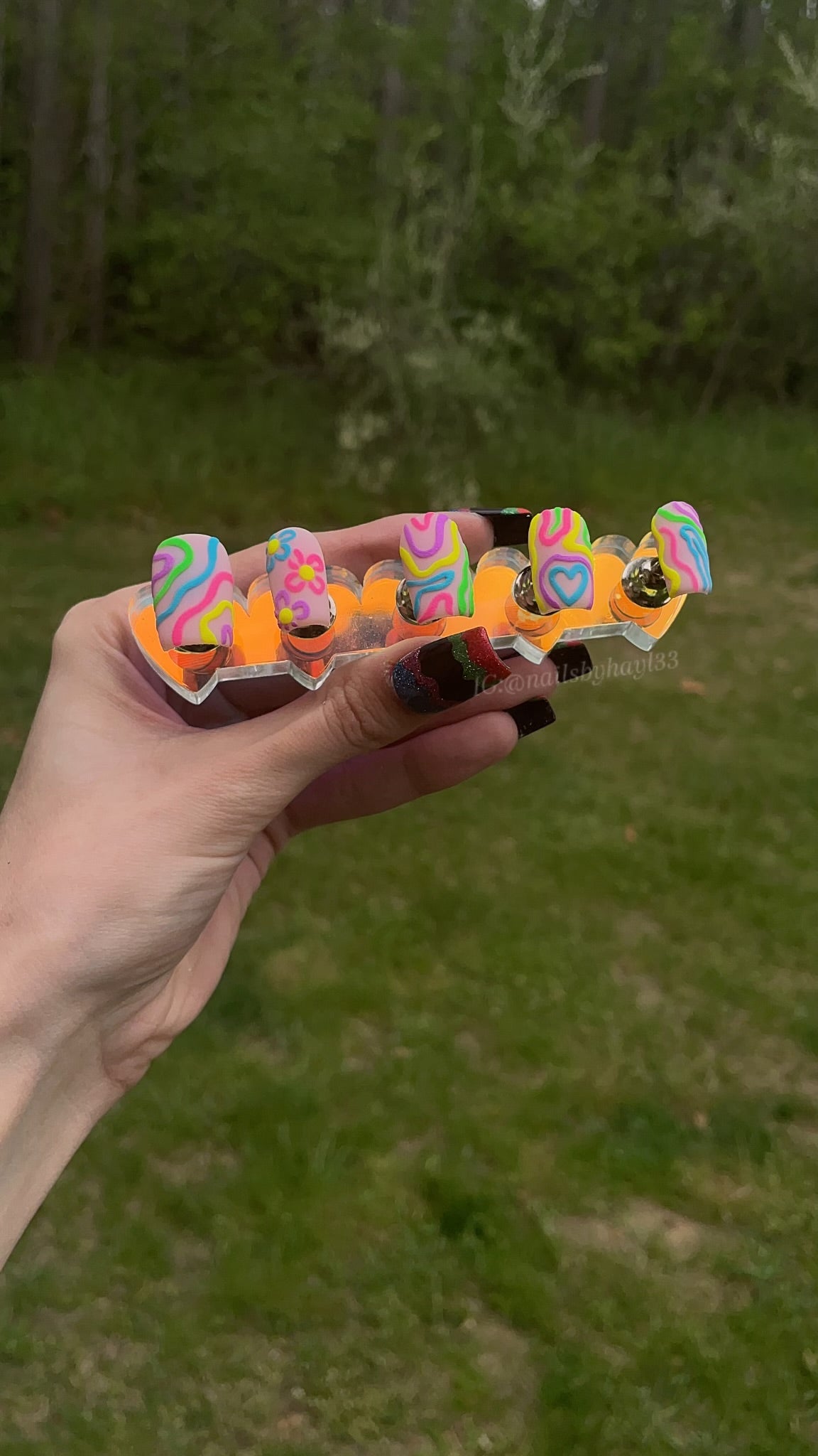 Intermediate Nail Art Press On Nail Set
