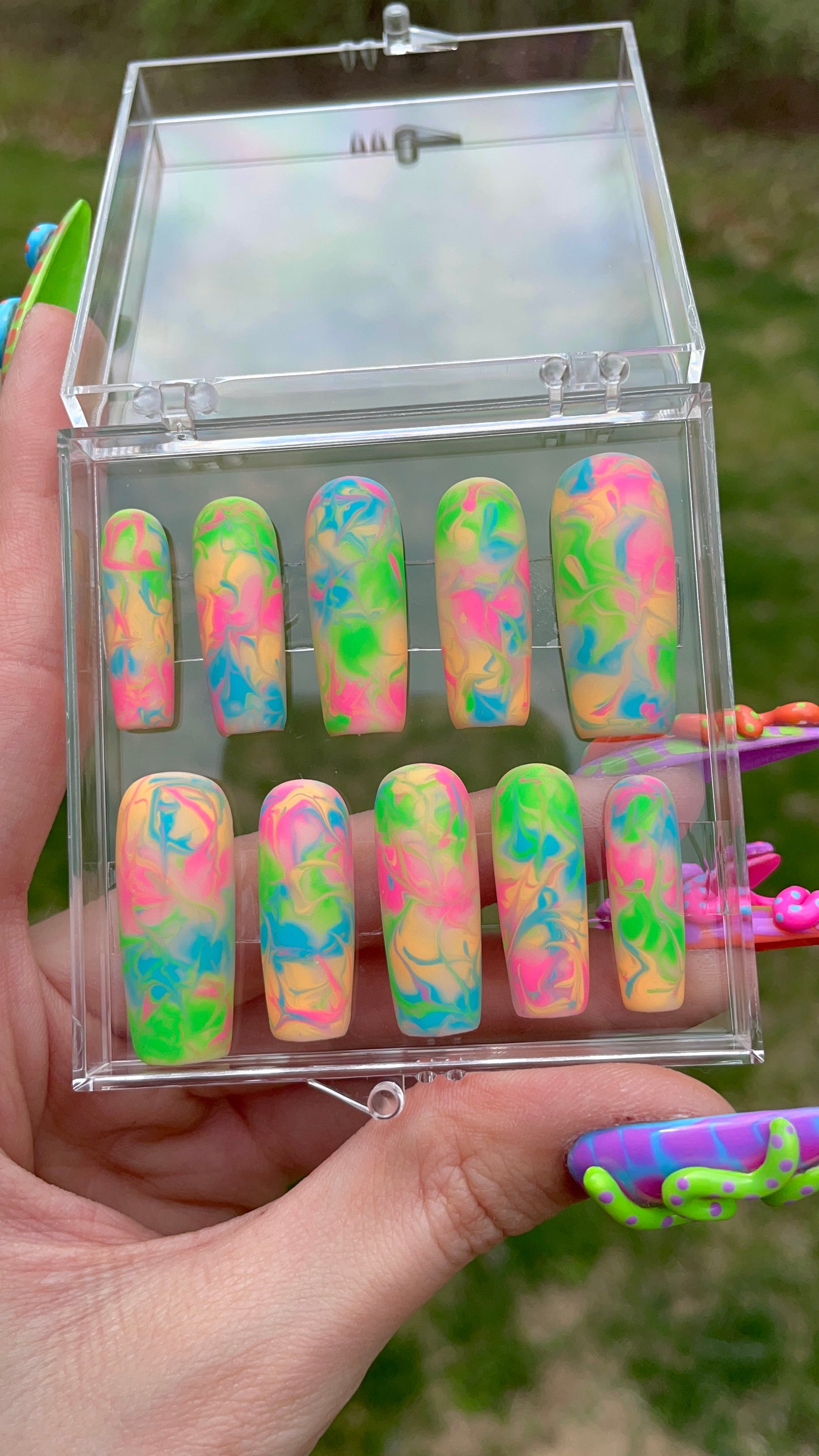 Premade Size Medium Premade Trippy Set
