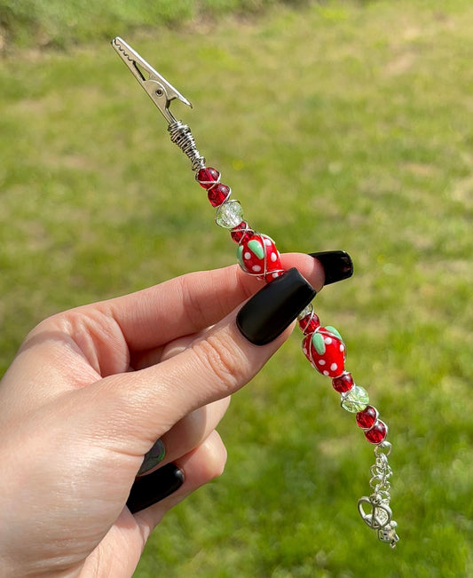 Strawberry Fields Wire Wrapped Gripper Large