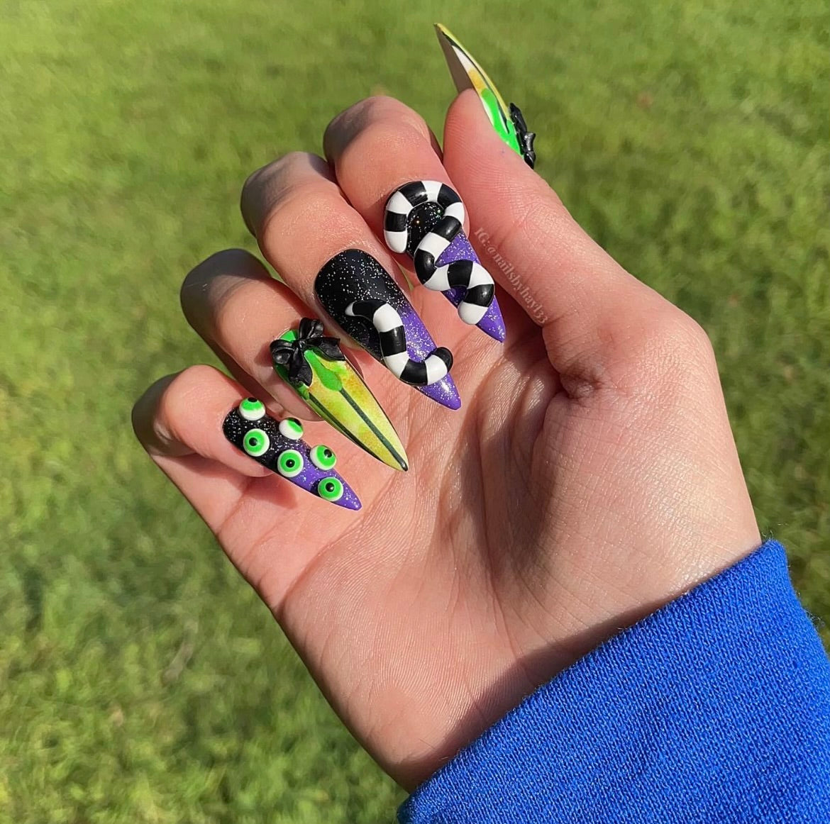 Extreme Nail Art Press On Nail Set
